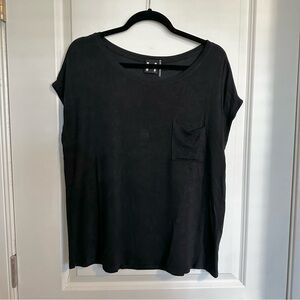 Bordeaux Black Relaxed Pocket Tee